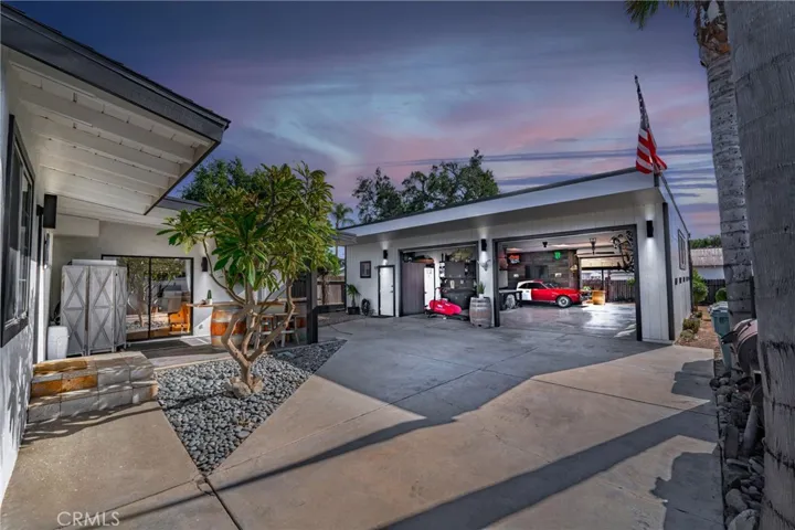 20052 E Santiago Canyon Road, Orange, California 92869