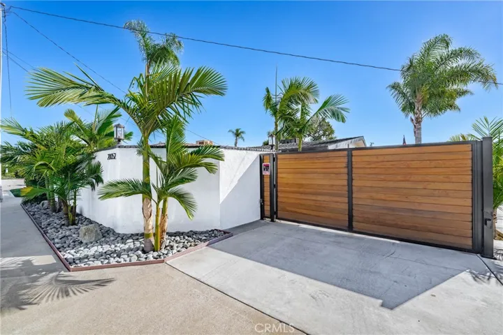 20052 E Santiago Canyon Road, Orange, California 92869