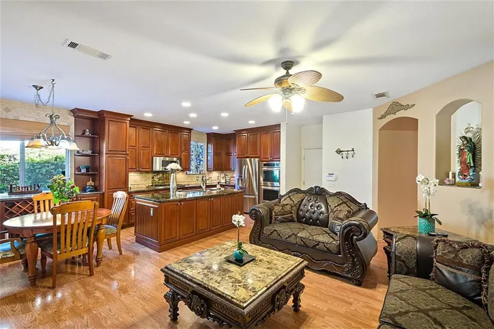 2155 Cresta Trail, Acton, California 93510
