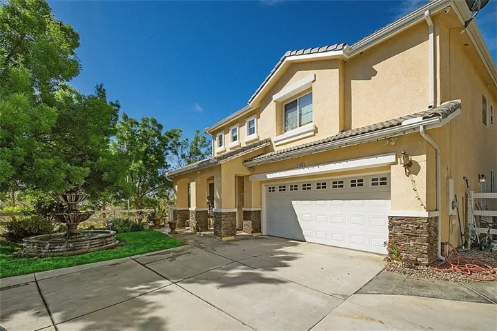 2155 Cresta Trail, Acton, California 93510