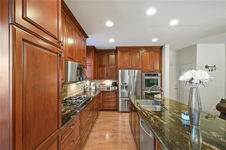2155 Cresta Trail, Acton, California 93510