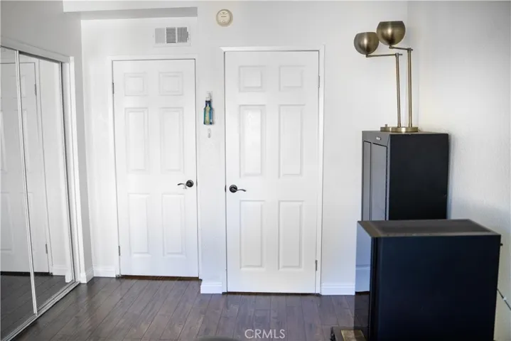 6140 Rugby Avenue 323, Huntington Park, California 90255