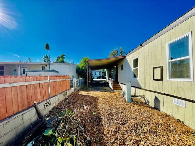1025 S Riverside Avenue 72, Rialto, California 92376