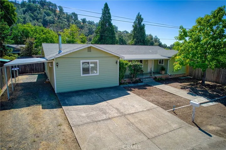 2947 Bell Ray Avenue, Lucerne, California 95458