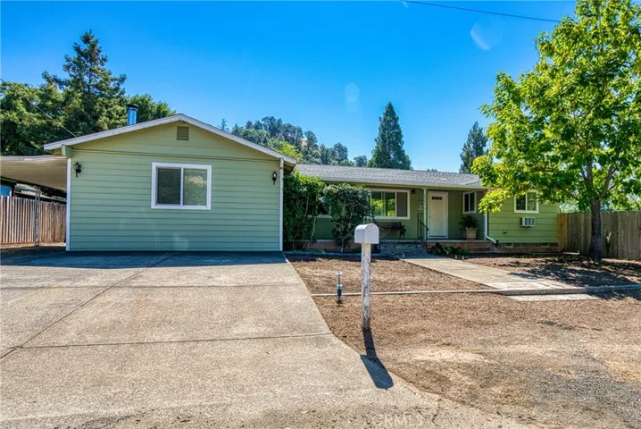 2947 Bell Ray Avenue, Lucerne, California 95458