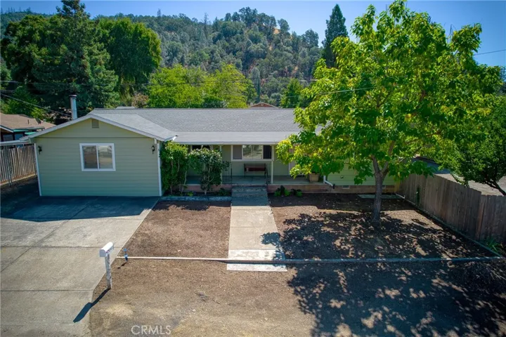 2947 Bell Ray Avenue, Lucerne, California 95458