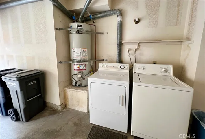 washer/dryer in garage