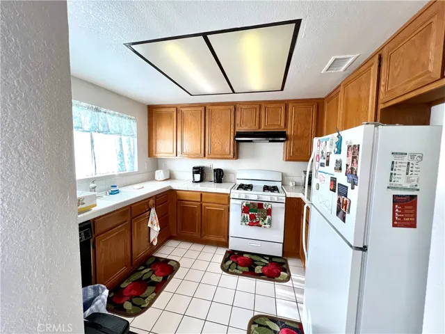 21211 Jasmines Way, Lake Forest, California 92630