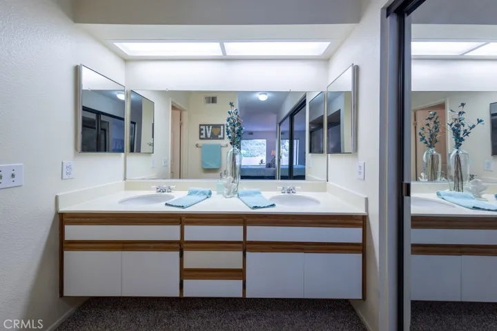 1094 S Sundance Drive, Anaheim Hills, California 92808