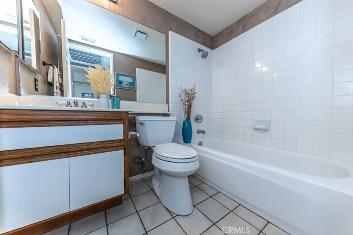 1094 S Sundance Drive, Anaheim Hills, California 92808