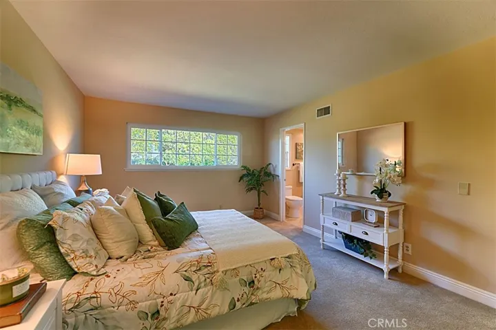 1525 E San Alano Avenue, Orange, California 92865