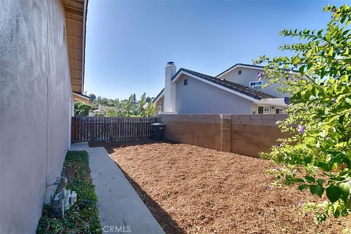 1525 E San Alano Avenue, Orange, California 92865