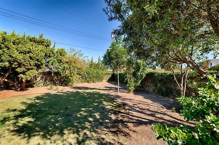 1525 E San Alano Avenue, Orange, California 92865
