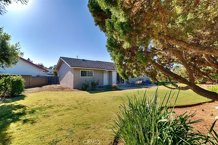 1525 E San Alano Avenue, Orange, California 92865