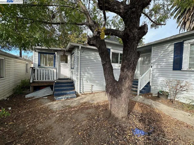 1672 Broadway Street, Vallejo, California 94590-2400
