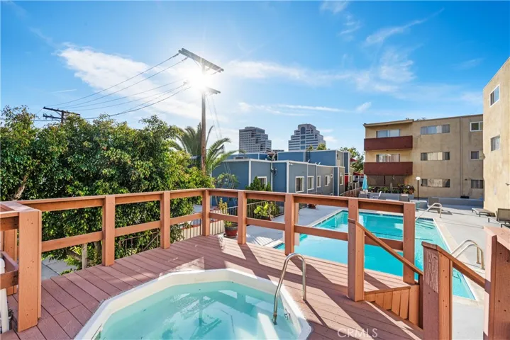 Community Pool & Spa