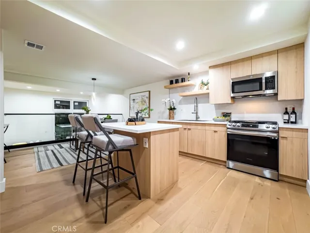 4766 La Villa Marina F, Marina Del Rey, California 90292