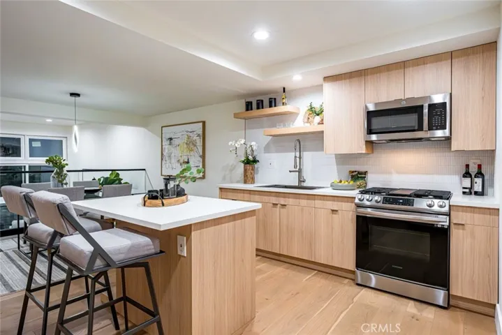 4766 La Villa Marina F, Marina Del Rey, California 90292