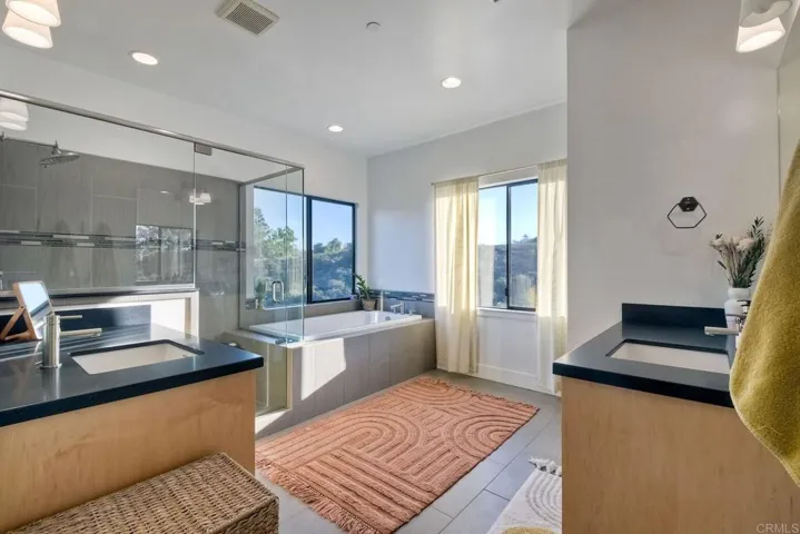 1886 Carriage Lane, Fallbrook, California 92028