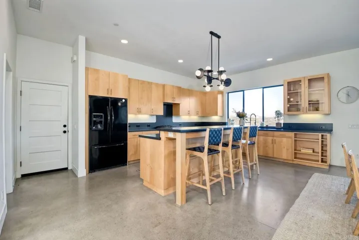 1886 Carriage Lane, Fallbrook, California 92028