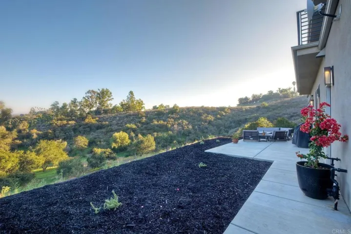 1886 Carriage Lane, Fallbrook, California 92028
