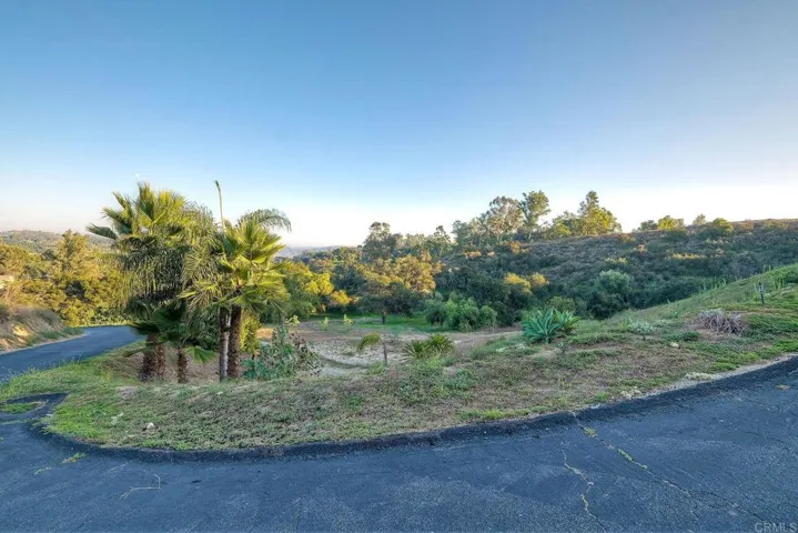 1886 Carriage Lane, Fallbrook, California 92028