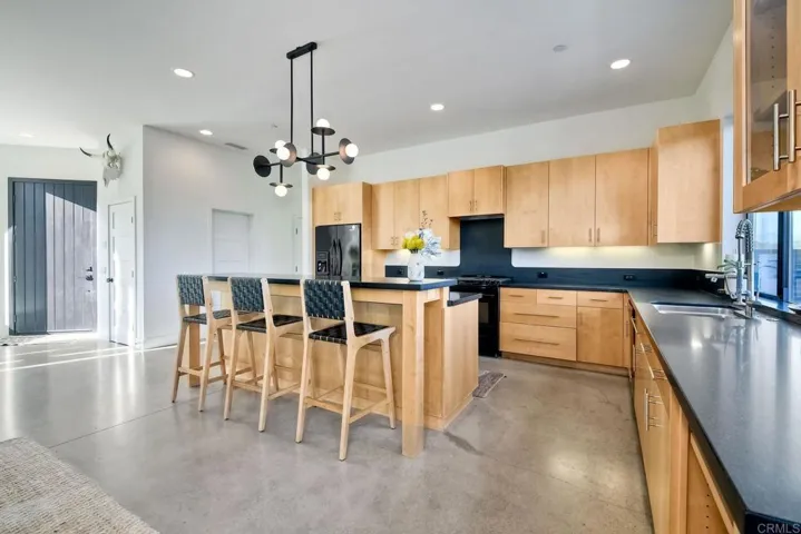 1886 Carriage Lane, Fallbrook, California 92028