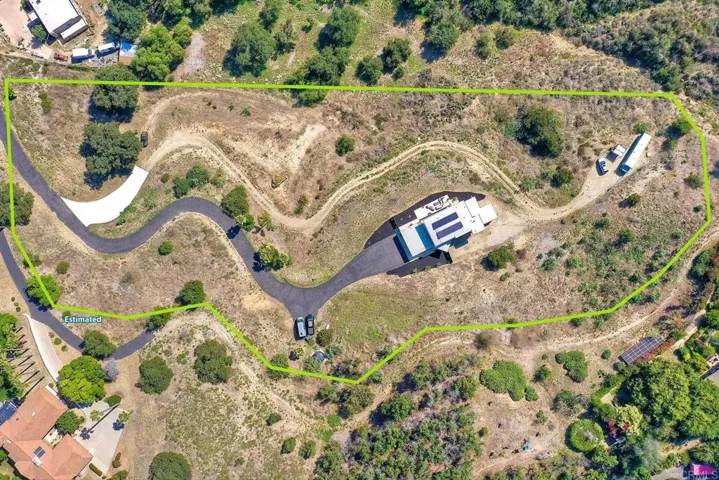 1886 Carriage Lane, Fallbrook, California 92028