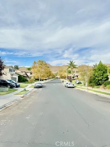 11904 Greenbluff Way, Yucaipa, California 92399