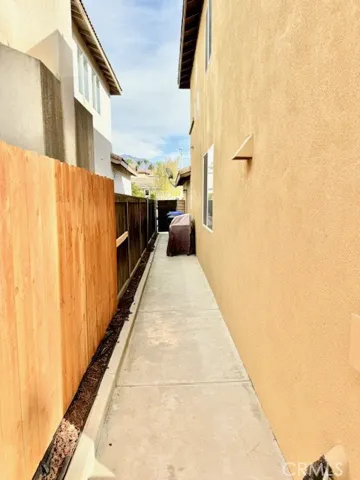 11904 Greenbluff Way, Yucaipa, California 92399