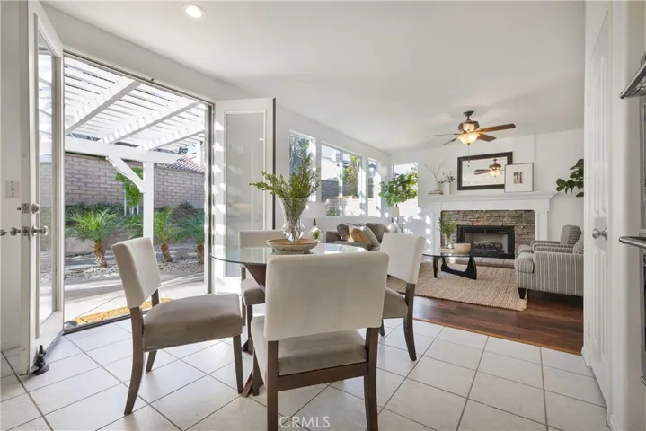 28945 Canyon Oak Place, Saugus, California 91390