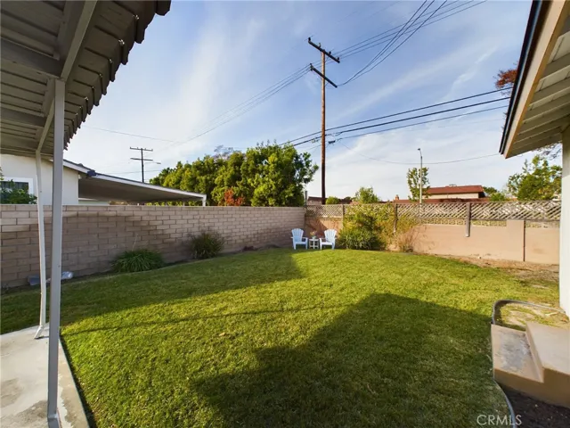 6661 Kiwi Circle, Cypress, California 90630