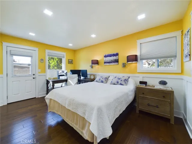6661 Kiwi Circle, Cypress, California 90630