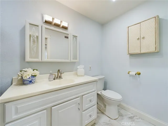 6661 Kiwi Circle, Cypress, California 90630
