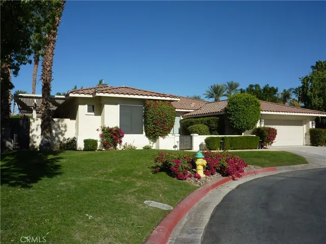 The home sits at the end of the cul-de-sac and there''s a fire hydrant right in front.