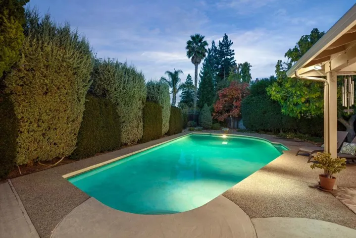 13643 Verde Vista Court, Saratoga, California 95070
