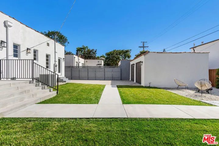1071 S Point View Street, Los Angeles, California 90035