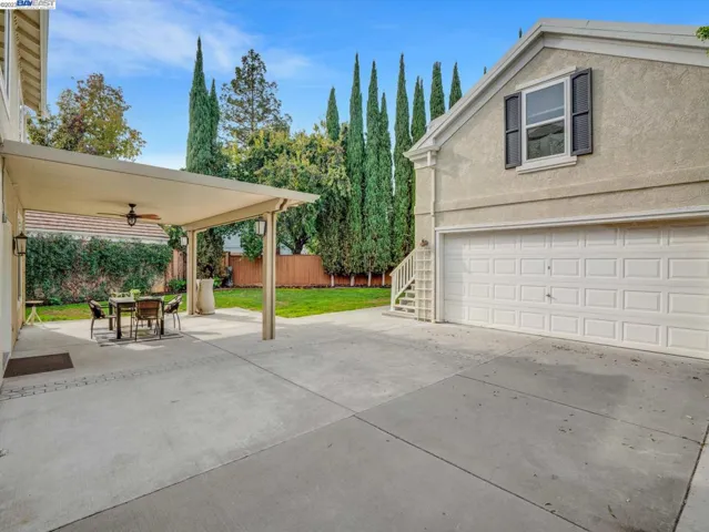 345 Chelmsford Dr, Brentwood, California 94513