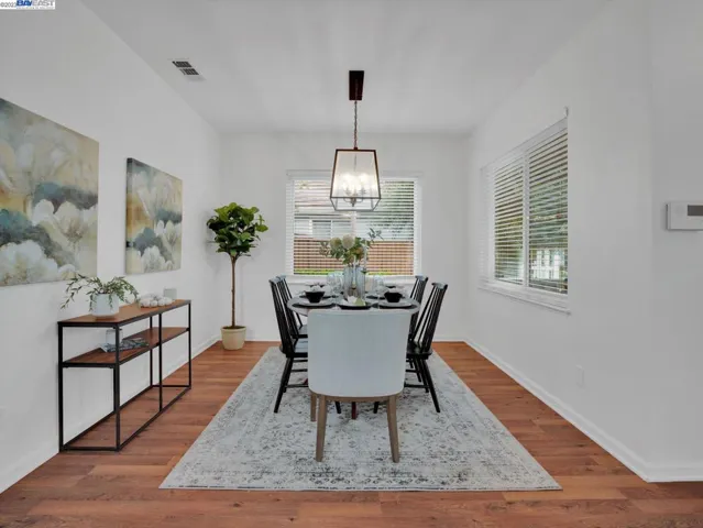 345 Chelmsford Dr, Brentwood, California 94513