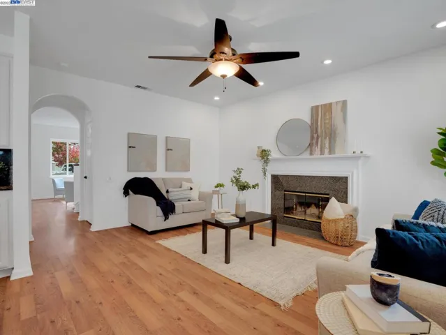 345 Chelmsford Dr, Brentwood, California 94513