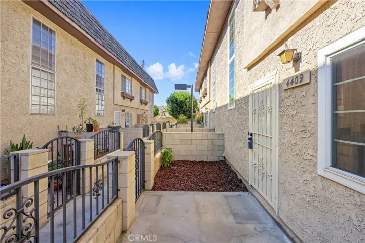 4409 Merced Avenue 15, Baldwin Park, California 91706
