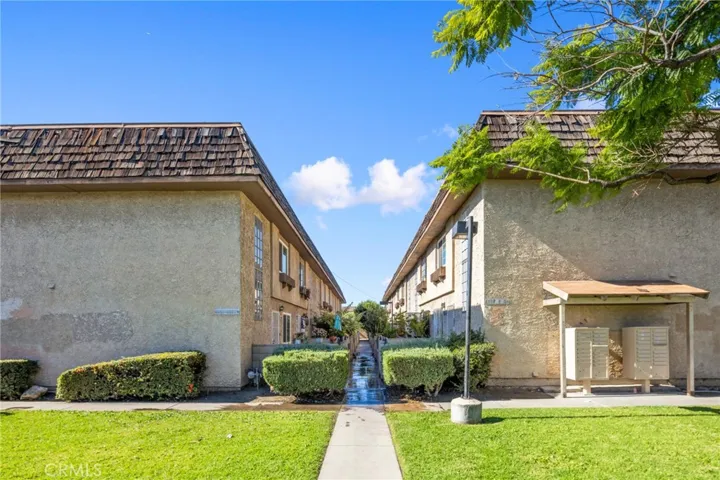 4409 Merced Avenue 15, Baldwin Park, California 91706