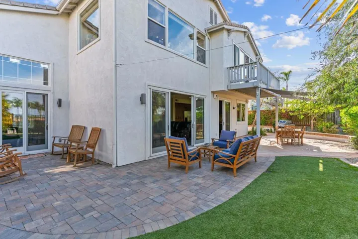 3424 Camino Largo, Carlsbad, California 92009