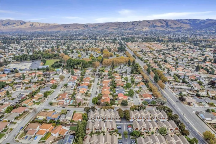 1135 Waterton Lane, San Jose, California 95131