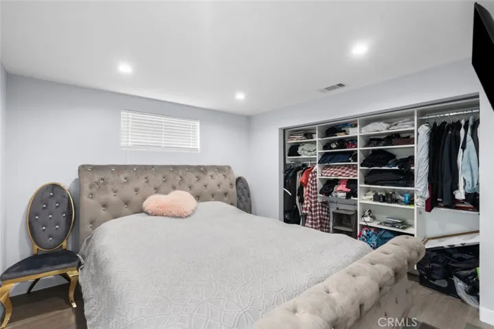9421 Wentworth Street, Sunland, California 91040