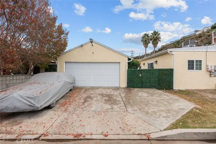 9421 Wentworth Street, Sunland, California 91040