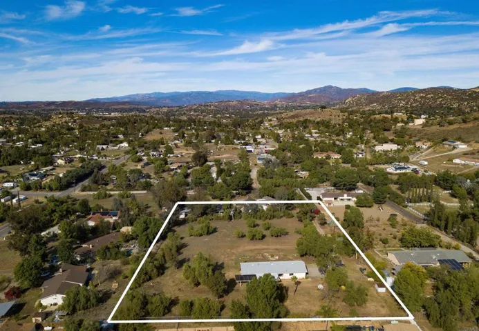 358 Telford Lane, Ramona, California 92065