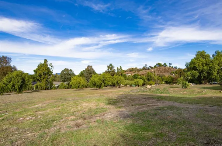 358 Telford Lane, Ramona, California 92065