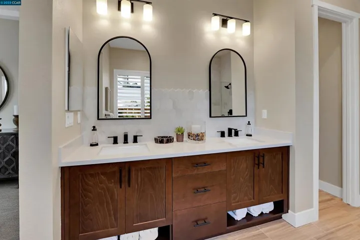 3537 Mulholland Drive, Lathrop, California 95330