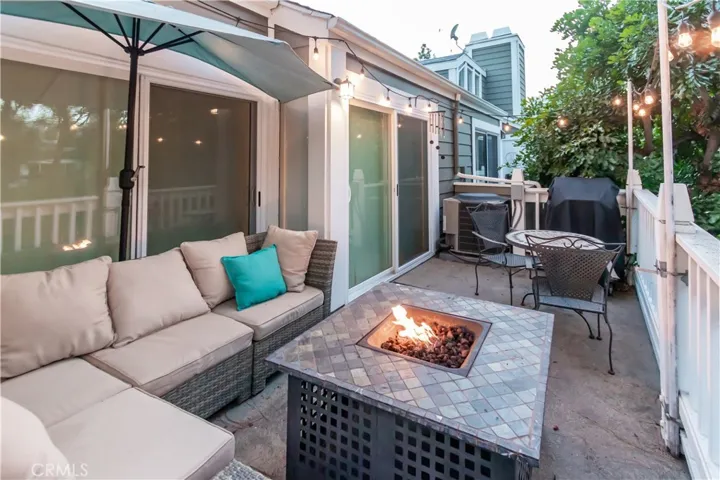 786 Wesleyan Bay Unit 24, Costa Mesa, California 92626